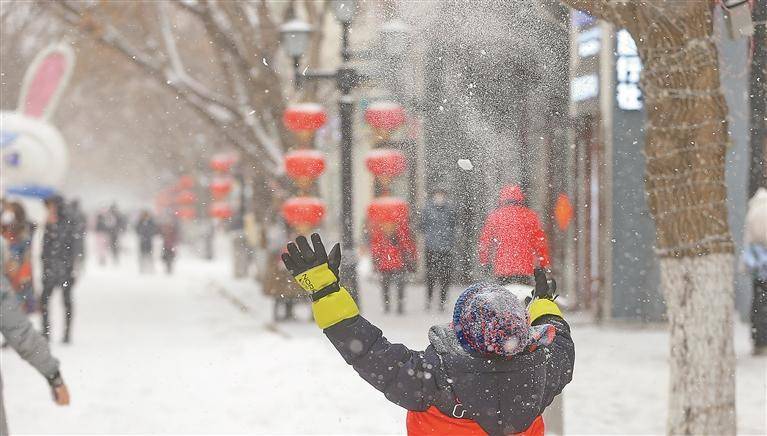流量变现：从“网红出圈” 到“产业深耕”
